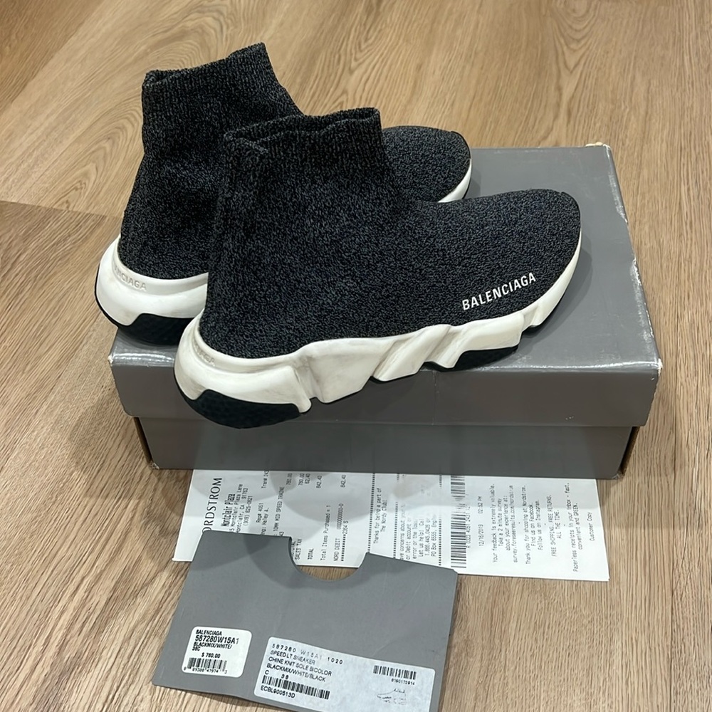 BALENCIAGA SPEED TRAINER MIX KNIT BLACK WHITE BICOLOR WOMENS SZ 7 (38)